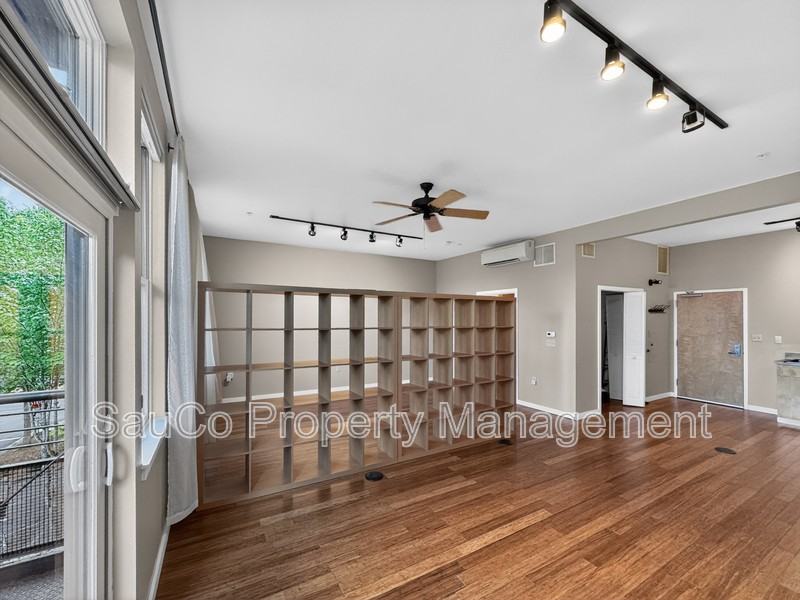1425 Ne 61st Ave #205 - Photo 6 of 15