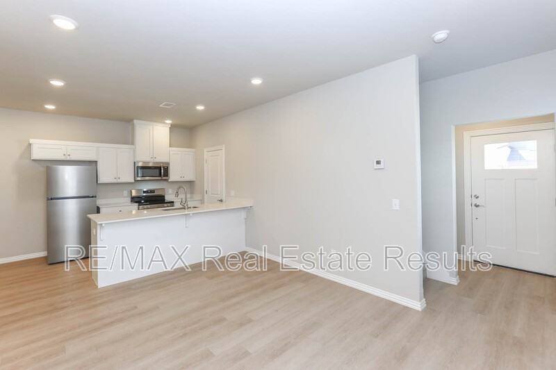 1508 Sw Poigai Way #2 - Photo 7 of 33