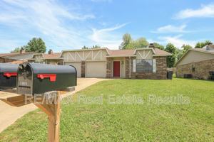 featured image of 815 S 28th St