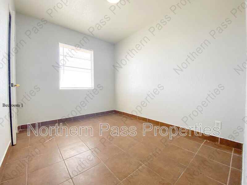 4700 Maxwell Ave #15 - Photo 6 of 11