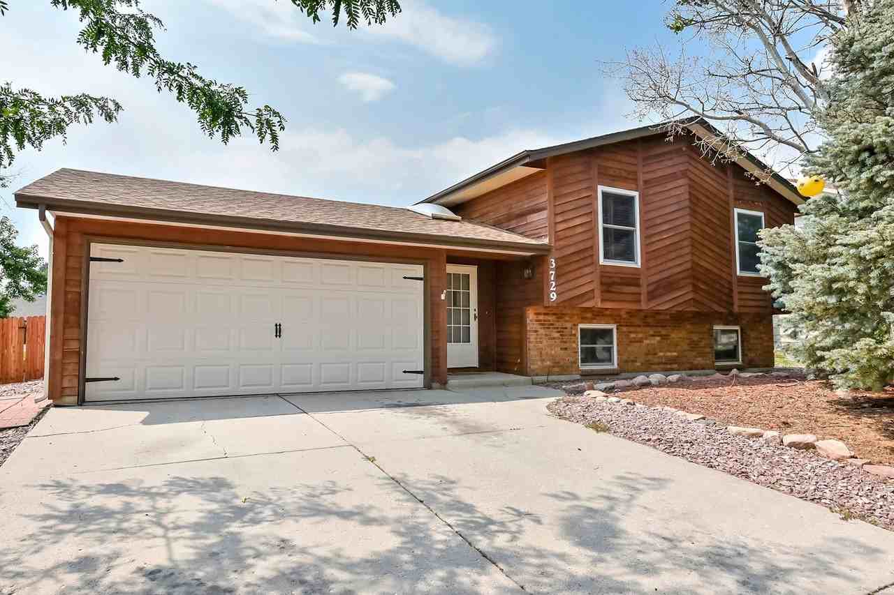 3729 Thundercloud Dr - Photo 2 of 30