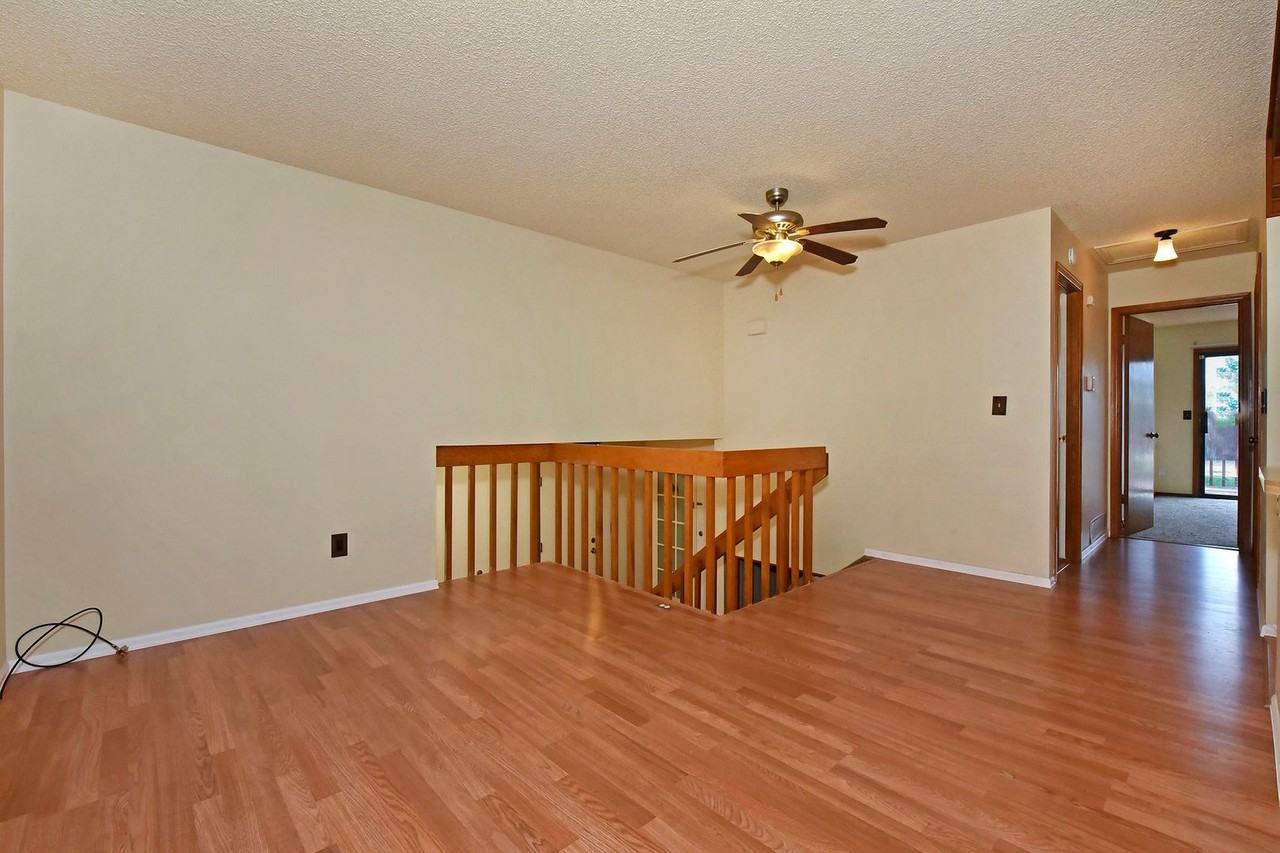 3729 Thundercloud Dr - Photo 4 of 30