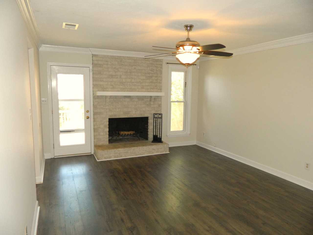 230 Ronstadt Dr - Photo 5 of 25