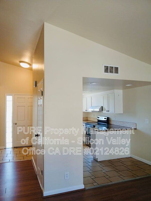 5485 Soquel Dr - Photo 5 of 21