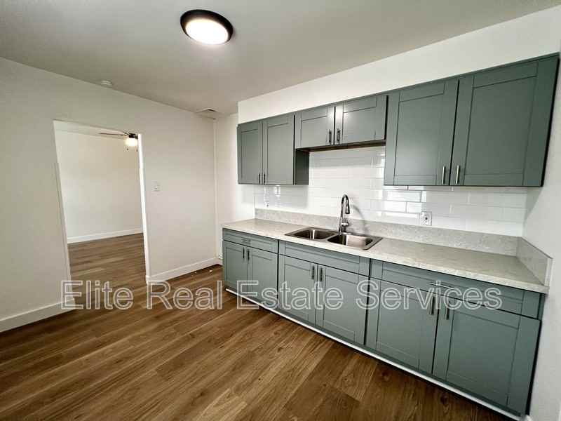 2331 Smythe Ave - Photo 2 of 20
