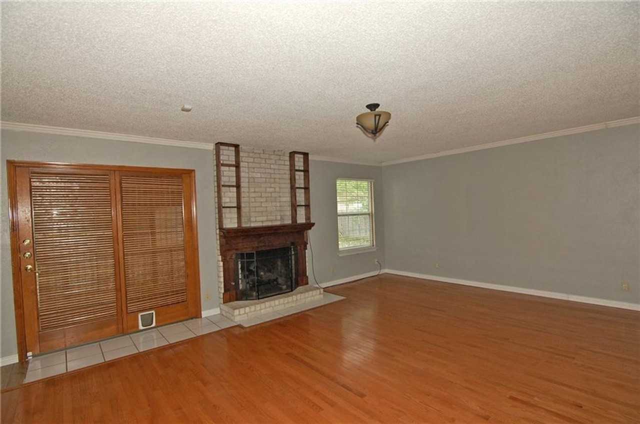 10215 Missel Thrush Dr - Photo 2 of 10