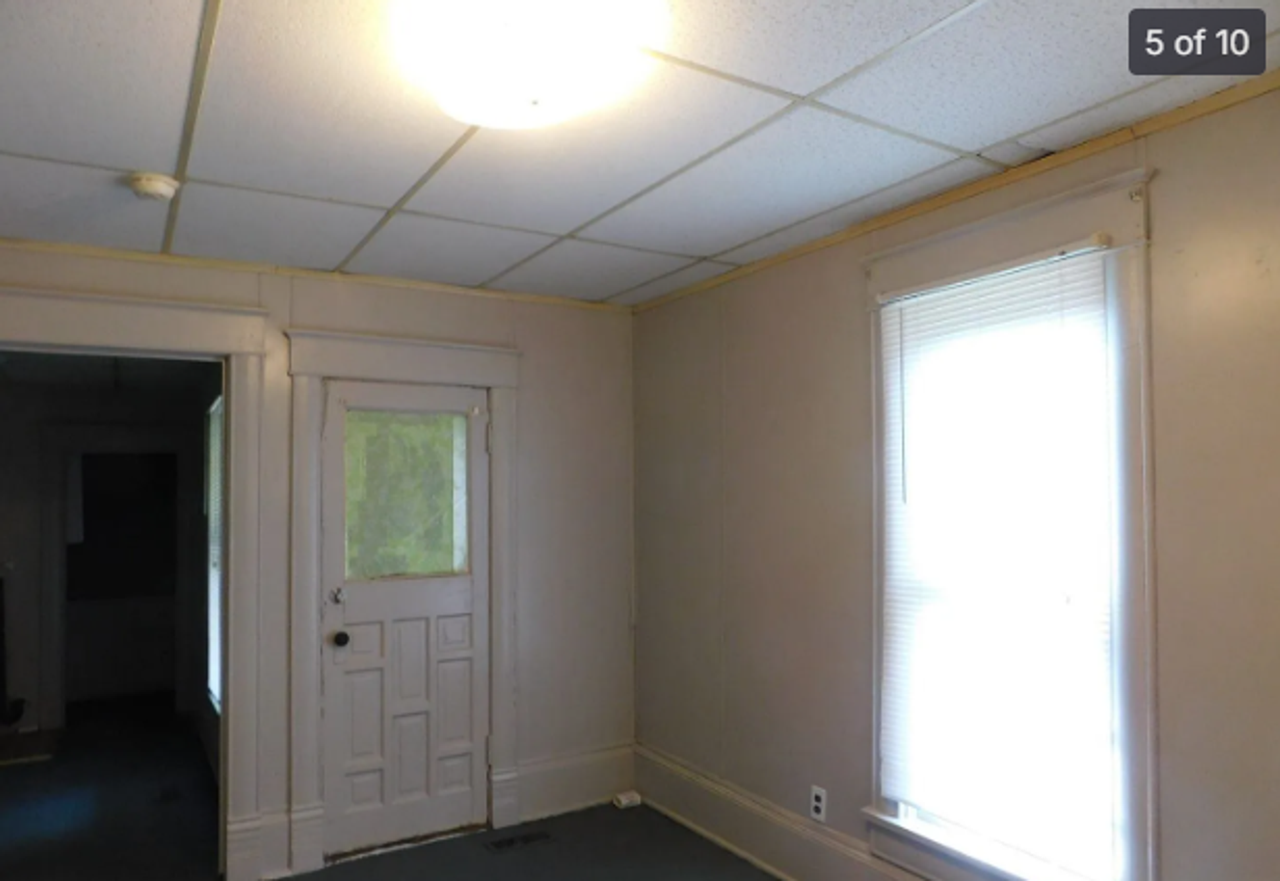 316 S Taylor - Photo 4 of 9