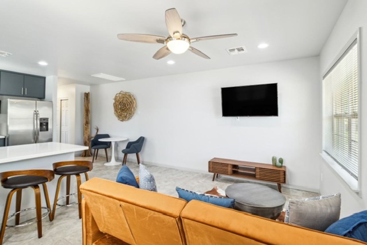 1416 E Mckinley St - Photo 3 of 12