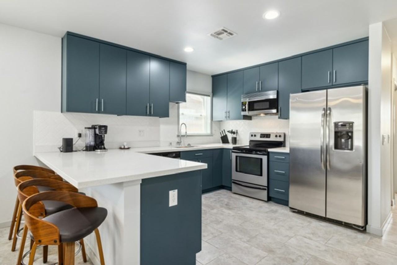 1416 E Mckinley St - Photo 5 of 12