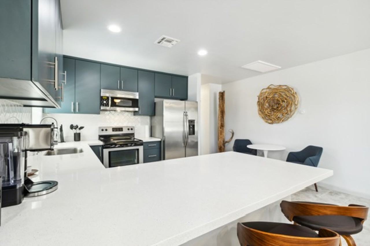 1416 E Mckinley St - Photo 6 of 12