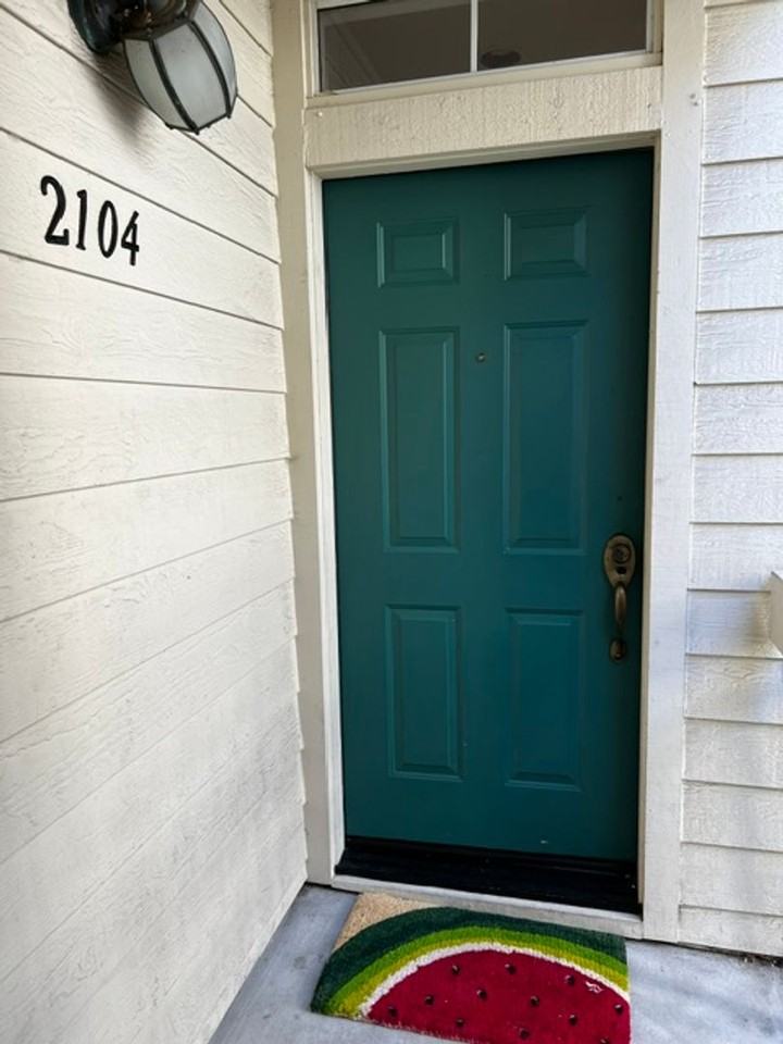 2104 Hastings Shore Ln - Photo 3 of 30