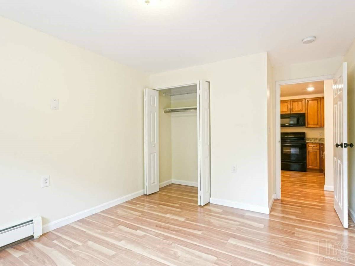 Highland Ave. & Webster St #205S - Photo 4 of 20