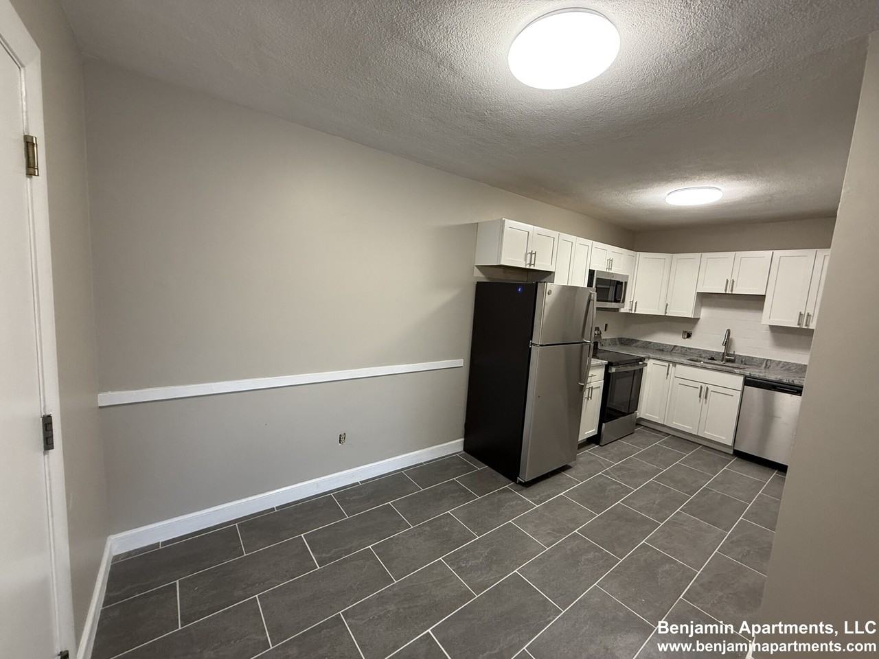 Grove St. & Seminary Ave #11 - Photo 4 of 22