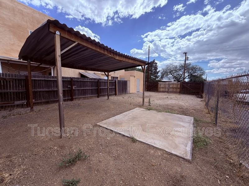 3350 N Chapel Ave - Photo 5 of 7