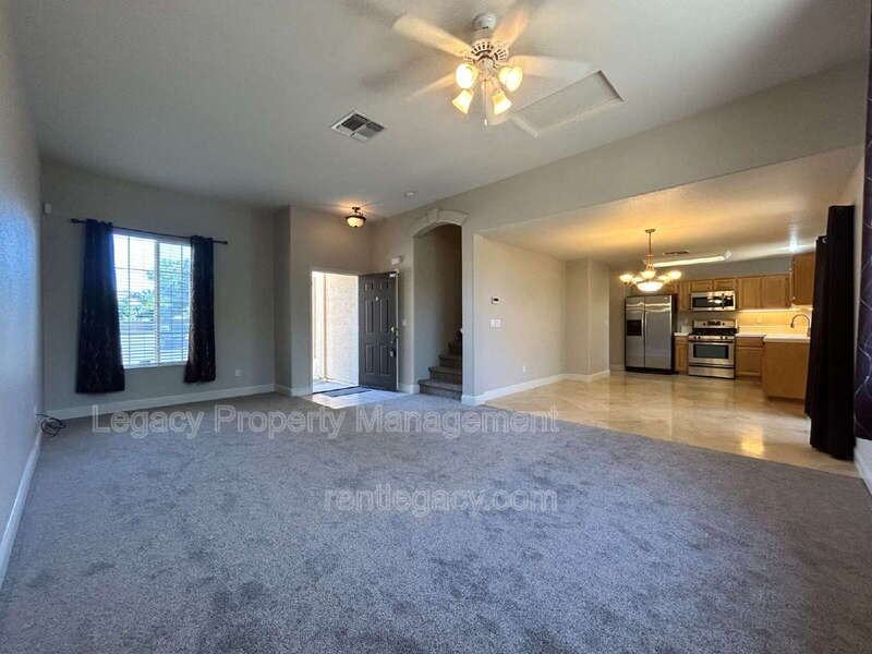 1833 Blue Skies Way - Photo 4 of 27