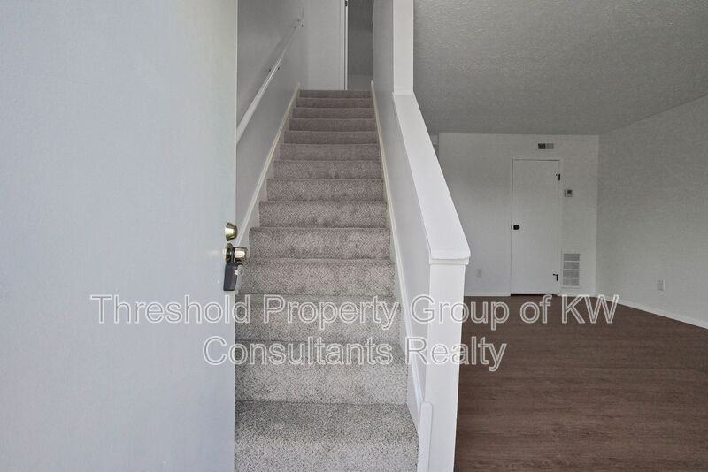 2721 Brianlane Blvd #2727 - Photo 2 of 25