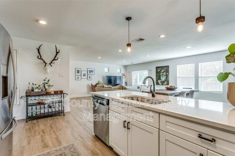 748 Wales Way #748 - Photo 4 of 25