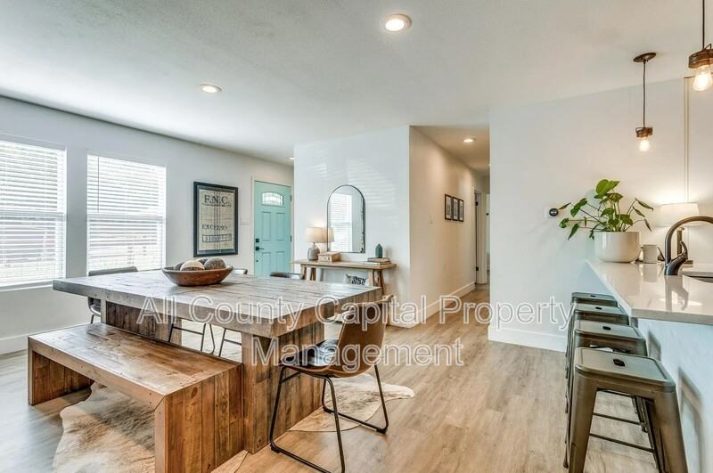 748 Wales Way #748 - Photo 5 of 25