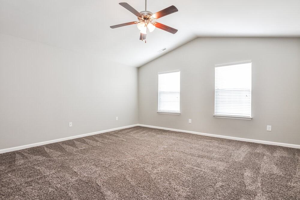 5006 Watsonia Dr - Photo 7 of 15
