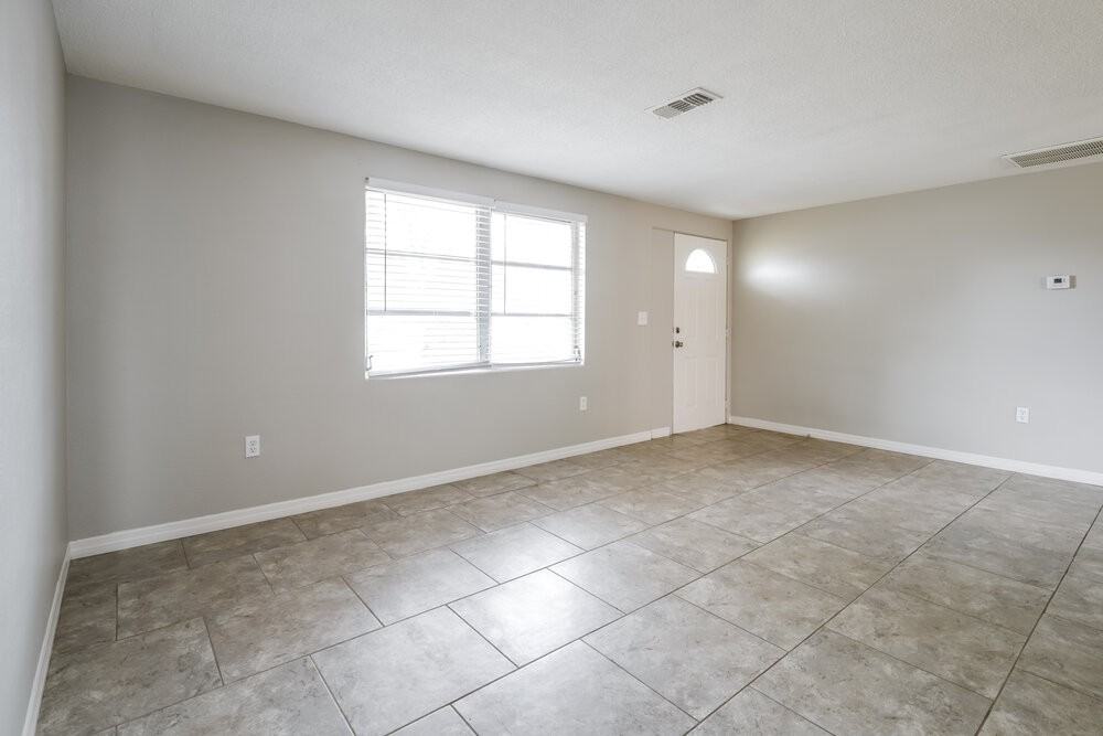4024 Cranbrook Pl - Photo 6 of 25