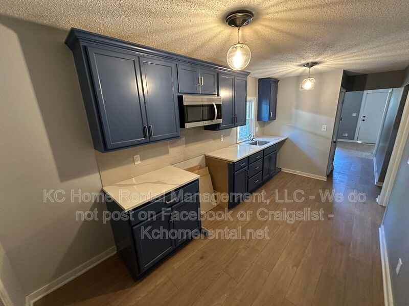 1648 Jefferson St - Photo 6 of 26