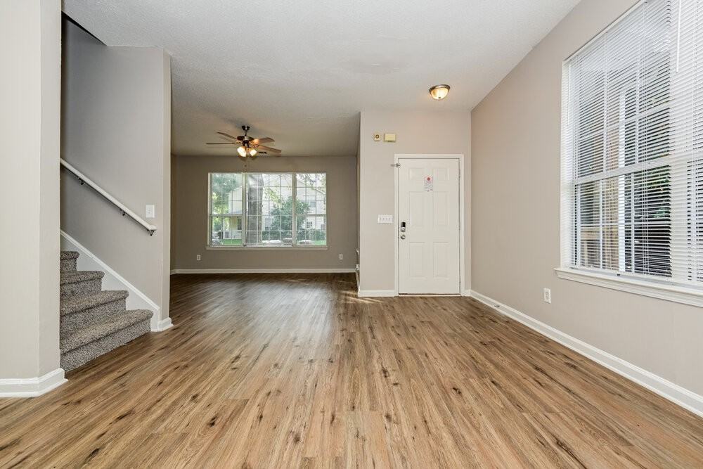 2499 Brianna Dr - Photo 6 of 17