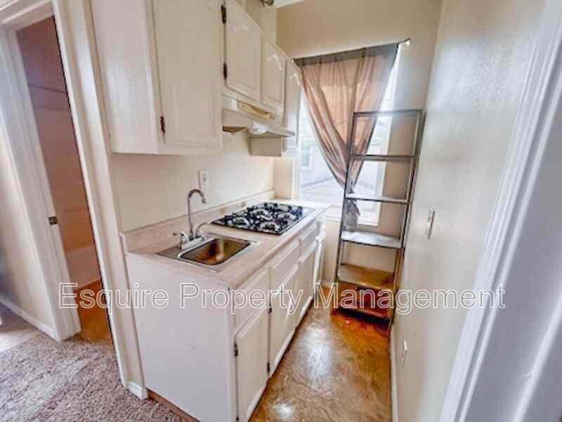 530 Owens River Dr - Photo 3 of 7