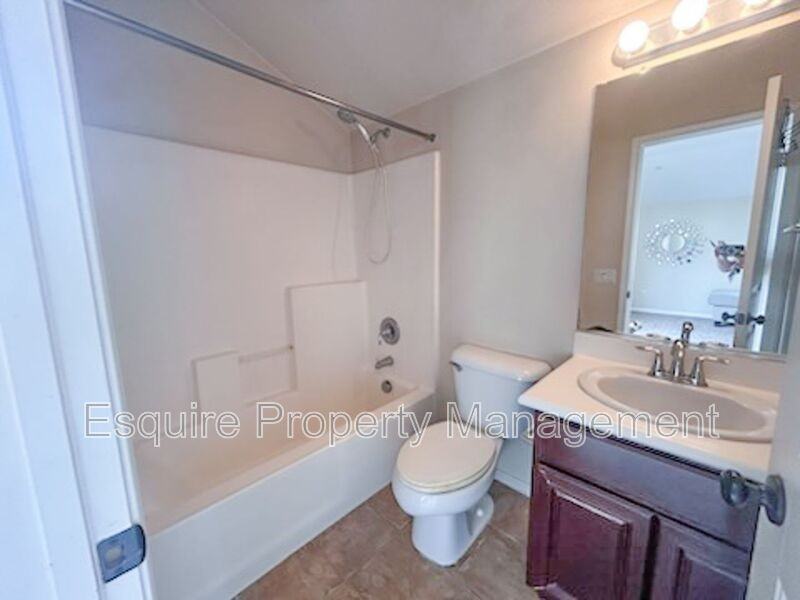 530 Owens River Dr - Photo 4 of 7