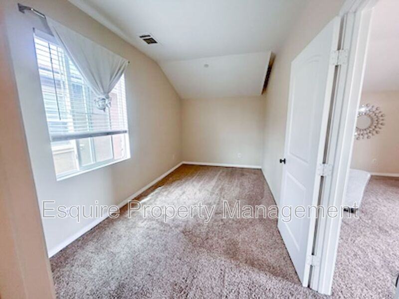 530 Owens River Dr - Photo 5 of 7