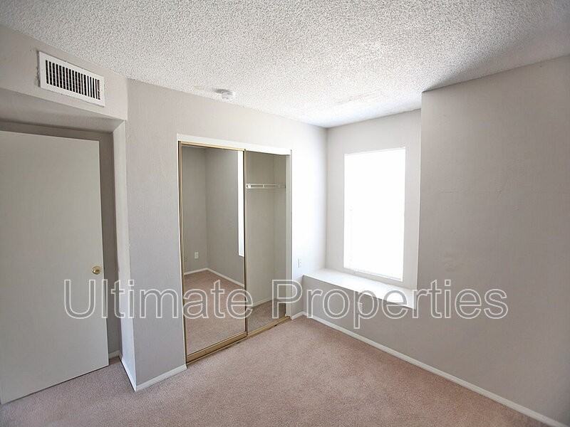 7509 W San Juan Ave - Photo 7 of 19