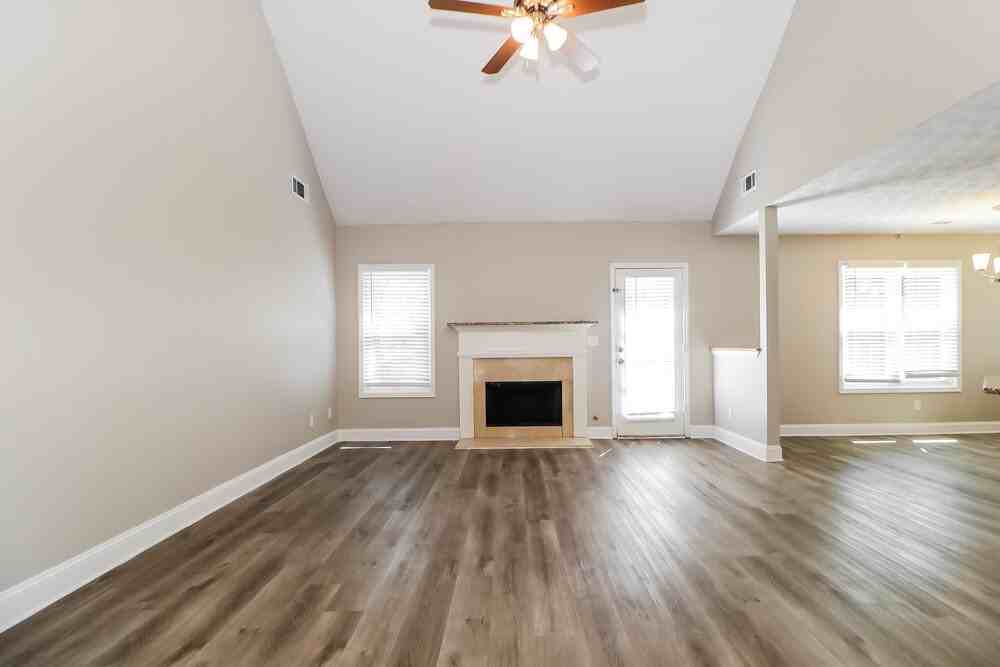 2950 Northcliff Dr - Photo 3 of 19