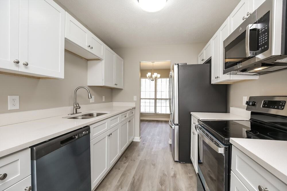 404 Sorensen Way - Photo 7 of 16
