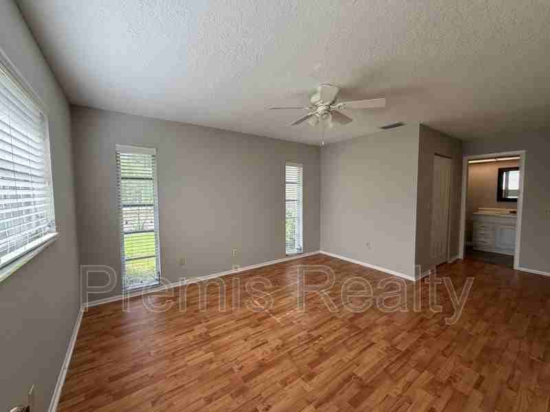 1624 Heather Pl - Photo 5 of 11