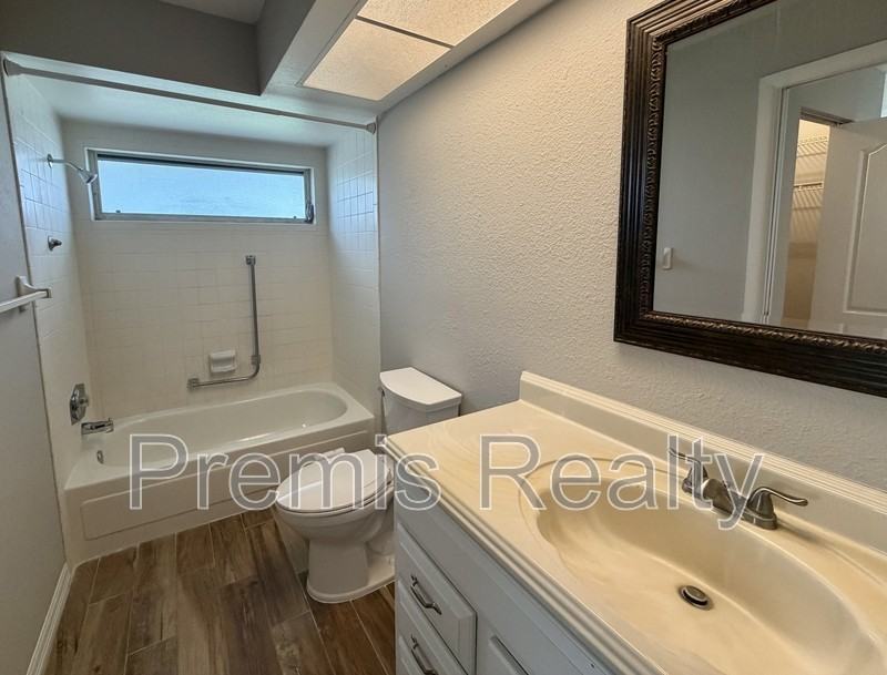 1624 Heather Pl - Photo 7 of 11