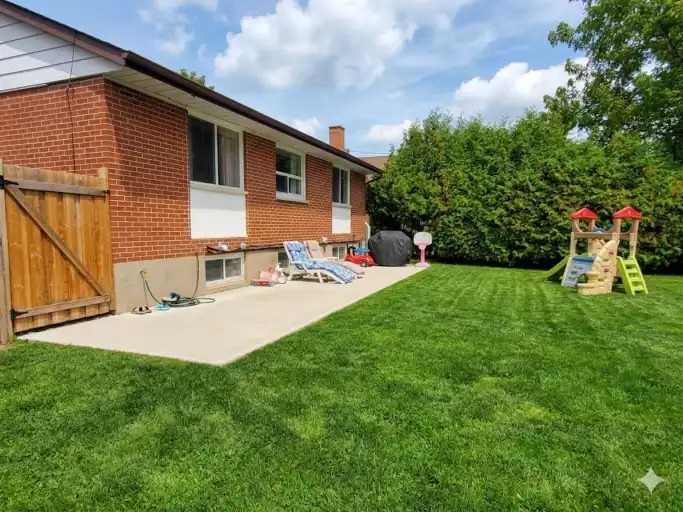 431 Fairleigh Ave #303 - Photo 7 of 7