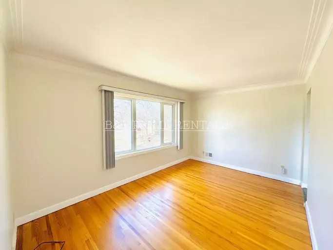 305 Greene Ave - Photo 5 of 16