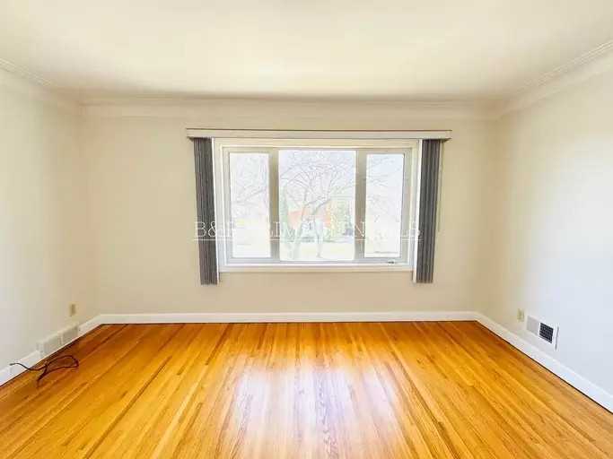 305 Greene Ave - Photo 7 of 16