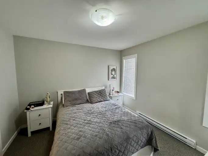 28 Regal Ave - Photo 7 of 20