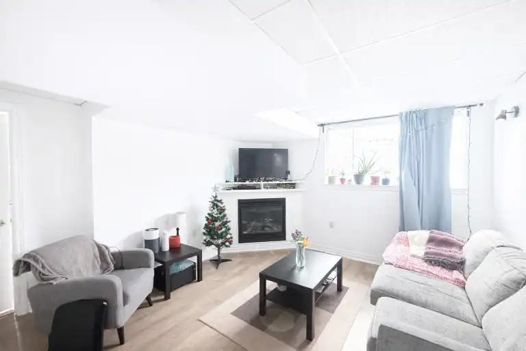 45 Linton St #2 - Photo 3 of 10