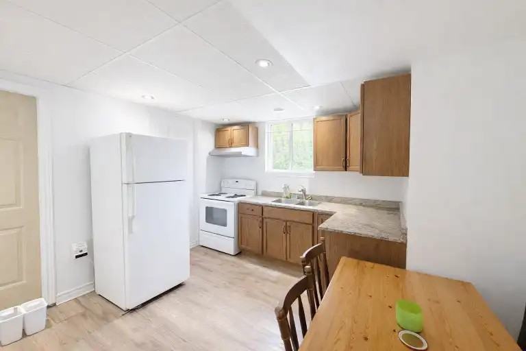 45 Linton St #2 - Photo 4 of 10