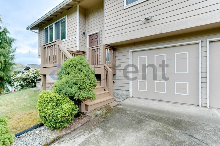 2615 Se 16th St - Photo 2 of 25