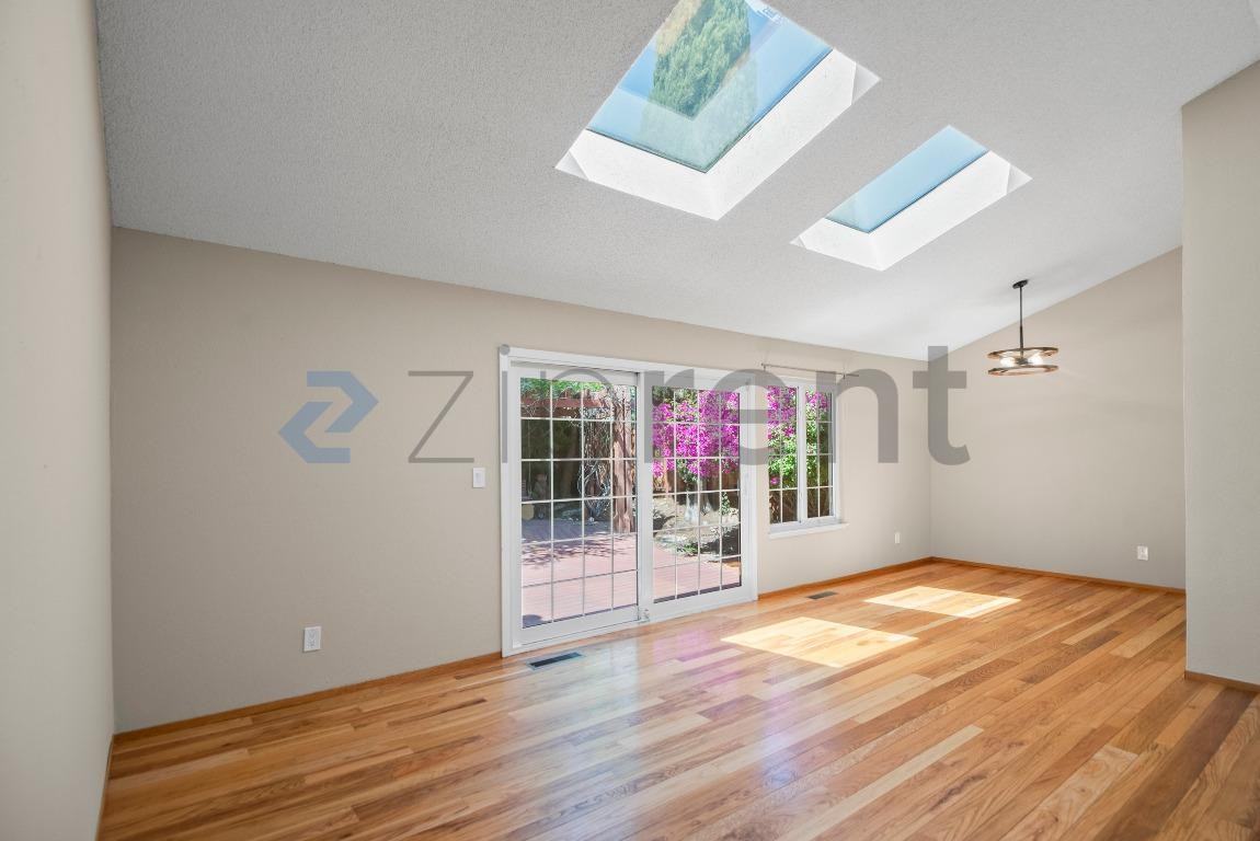 2115 Sepulveda Ave - Photo 6 of 34
