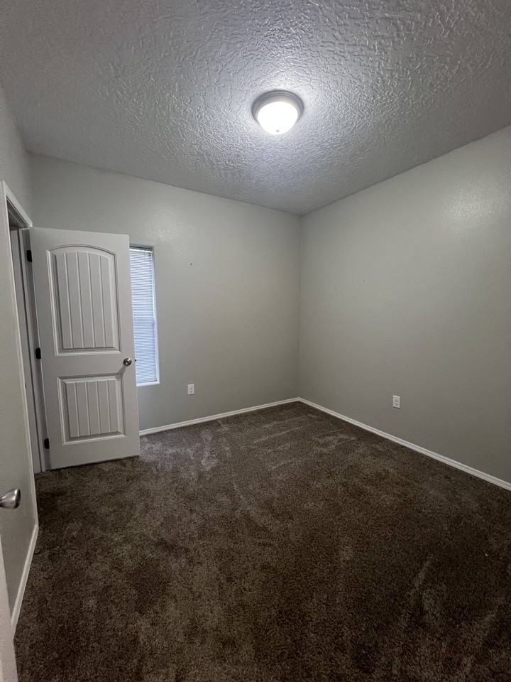 3824 Buchanan Ct #NA - Photo 7 of 11
