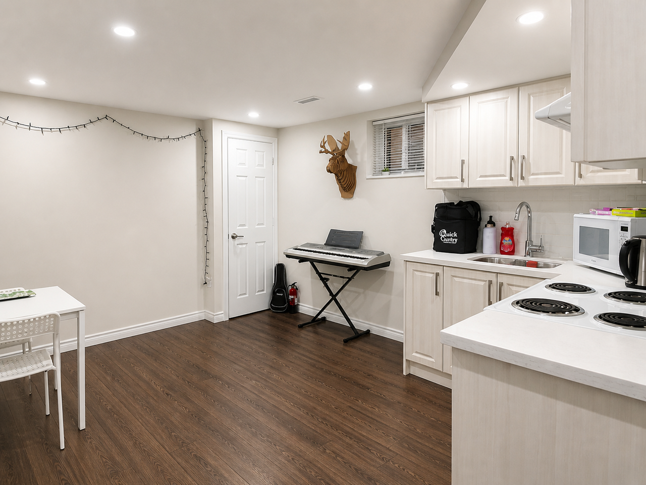 125 Lappin Avenue #B - Photo 7 of 8
