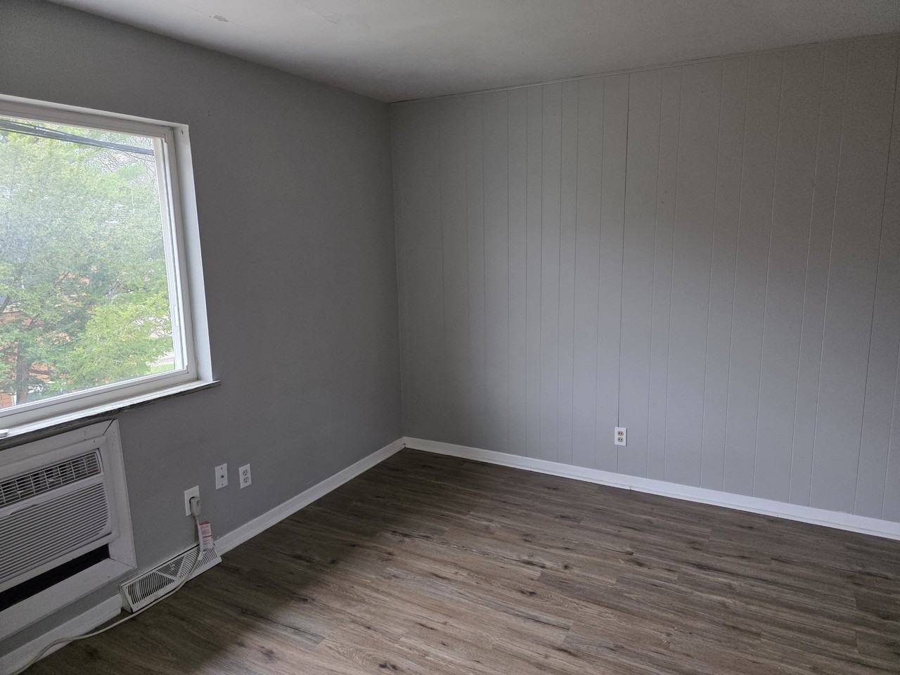 503 Zahn Dr #505 - Photo 7 of 18