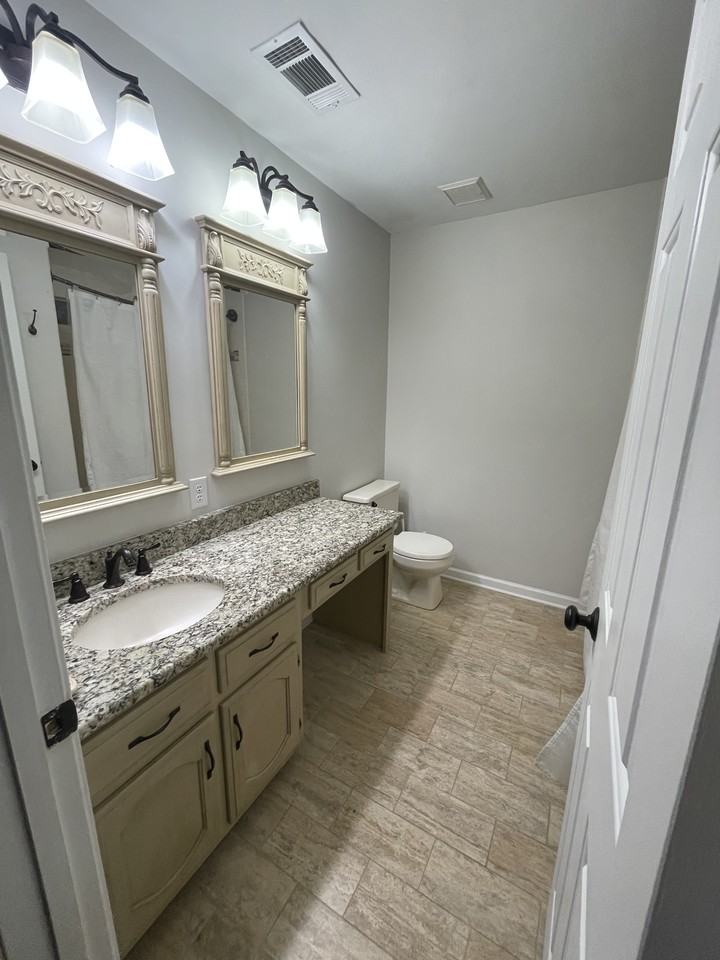 8544 Highland Glen Cir N #NA - Photo 6 of 12