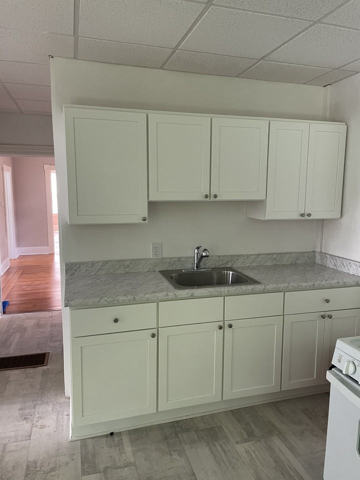 2320 15th St #1B - Photo 3 of 8
