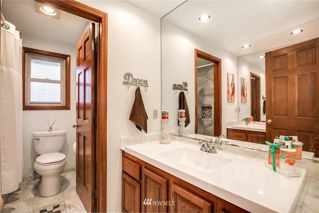 1830 233rd Pl Ne #NA - Photo 7 of 18