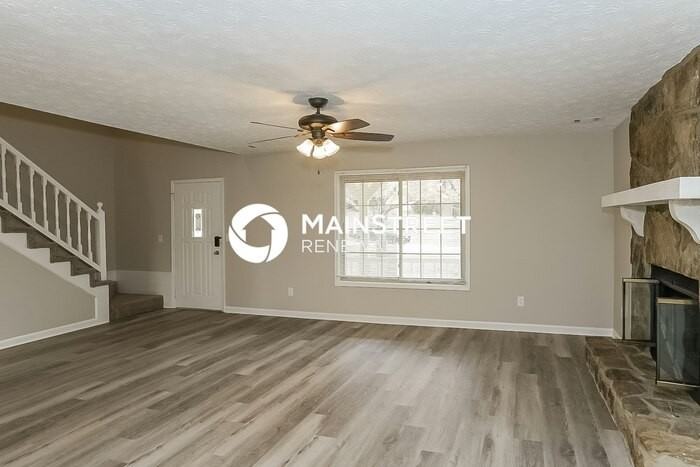 4196 Alaina Cir - Photo 6 of 17