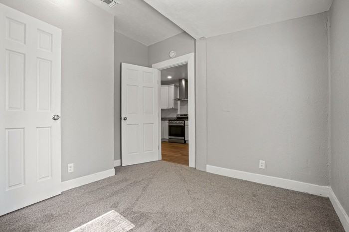 3900 3rd Ave - Photo 7 of 41